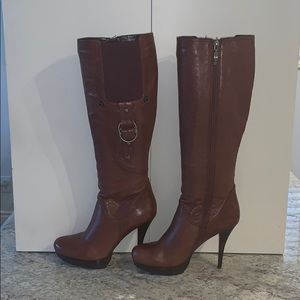 Guess Women’s Brown Leather Boots